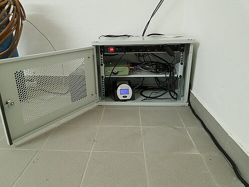 Bild des Stationsschrankes